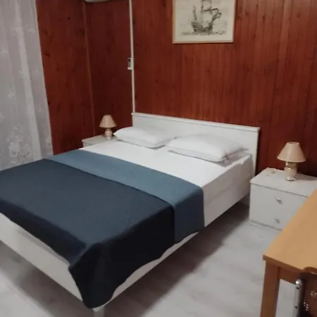 Petkovic * Kućište